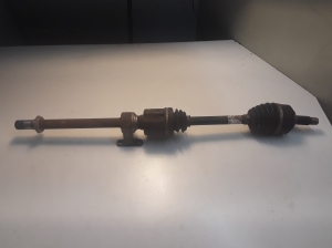 Antriebswelle vorne und ihre Teile - T1VE011M1