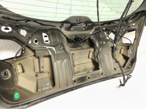 Opel Astra K (2015–2021) Tagaluuk - 14