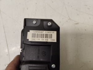 Volkswagen Sharan (1995–2010) Lenkradschalter 1J0959538F - 3