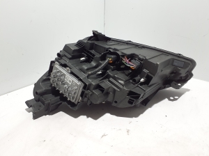 Peugeot 3008 (2016–2026) Scheinwerfer vorne 1675812580 - 8