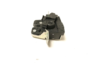 Mercedes Benz B-Class 246 (2011–2017) Trunk lid lock A2467400035 - 2