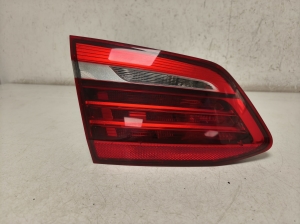   Tail light on trunk lid  - 7311031 