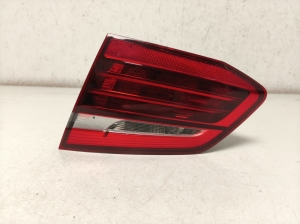  Tail light on trunk lid  - 7311032 