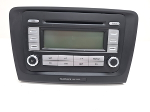 Skoda Superb (2008–2015) Radio (head unit) 1K0035186T - 4
