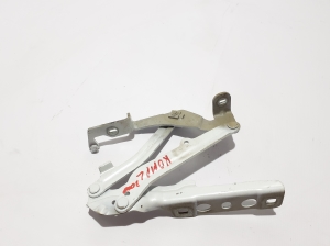 Peugeot 3008 (2016–2026) Hood hinge 9814189880 - 2
