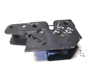 Volkswagen Transporter T5 (2003–2015) Hood latch - 4