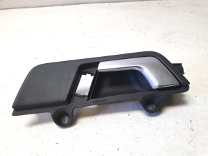Front door inner handle - 8E1837019