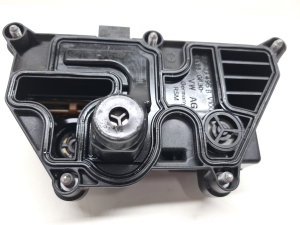 Volkswagen Golf VIII (2019–2026) Öldeckel 05C103495B - 5