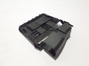 AUDI A6 C9 (2025–2026) Halter Motorsteuergerät 8B3907648A - 2