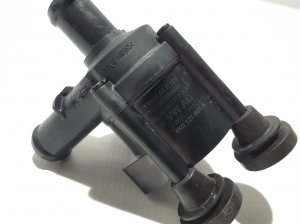AUDI A6 C9 (2025–2026) Auxiliary water pump 4K0121601A - 2