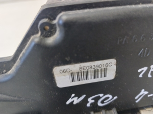AUDI A4 B6 (2000–2005) Türschloss hinten 8E0839016C - 2