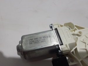 AUDI A6 C9 (2025–2026) Front door window regulator motor 3QD959801D - 3