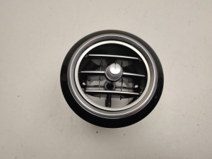 Dashboard air vent grilles - A2138308000
