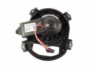 Mercedes Benz A-Class 176 (2012–2018) Heater blower motor A2469062501 - 2