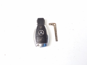 Mercedes Benz A-Class 176 (2012–2018) Süütevõti A2059050600 - 2