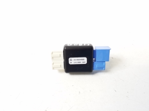   Antenna amplifier  - A2128204585 