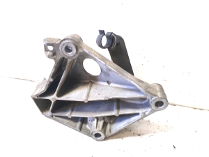 BMW 1 SERIES F20 (2010–2026) Front drive shaft bracket 59280110 - 3