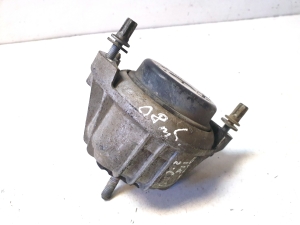 Engine mount - 13981112