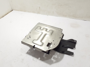 AUDI A6 C9 (2025–2026) Batteriehalter 8B3915207A - 5
