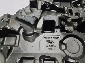 VOLVO XC90 (2015–2024) Mootori ilukate 31368217 - 3