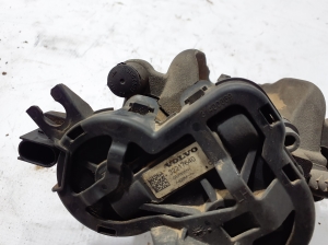 VOLVO XC90 (2015–2024) Tagumine pidurisadul 32217640 - 3