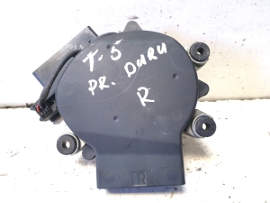Heater blower motor - 7H0815020A