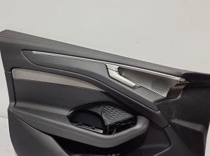 AUDI A6 C9 (2025–2026) Verkleidung Tür vorne 4P1867103E - 3