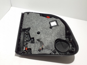 AUDI A6 C9 (2025–2026) Tagumise küljeukse polster 4P0867303H - 3