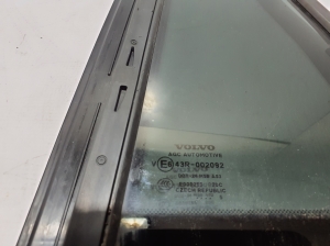 VOLVO XC90 (2015–2024) Aizmugurējo sānu durvju trīsstūrveida stikls 31651873 - 2