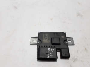   Module de commande  - 8B3907045C 