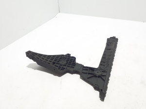AUDI A6 C9 (2025–2026) Rear bumper bracket 4P0807453B - 2