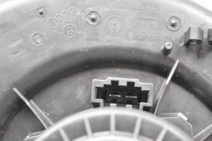 Heizungsgebläsemotor - 6Q2819015H