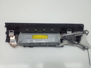 LEXUS IS (2013–2020) Põlveturvapadi 7399053040 - 3