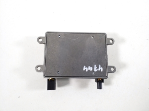 Mercedes Benz ML-Class 164 (2005–2011) Antenna amplifier A2118200885 - 3