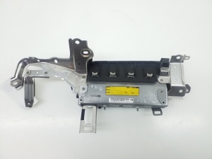 LEXUS IS (2013–2020) Põlveturvapadi 7390053040 - 2