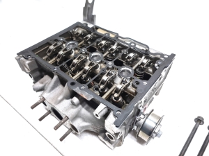 Volkswagen Golf VIII (2019–2026) Cylinder head 05C103063A - 3