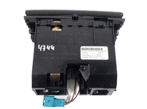Mercedes Benz ML-Class 164 (2005–2011) Front ashtray A1648100130 - 2