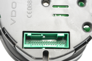 Skoda Fabia MK 2 (2007–2014) Instrument cluster 5J0920911B - 4