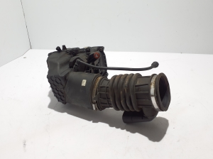 VOLVO XC90 (2015–2024) Rezonatora tvertne 31422454 - 4