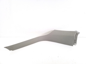   Interior trim of the rear strut  - A1646909425 