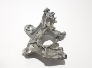 AUDI A6 C9 (2025–2026) Engine bracket 8B3399296 - 4