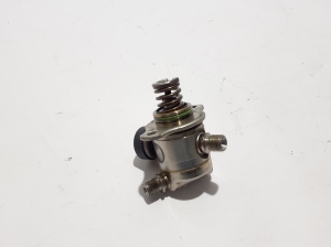 Pompe à carburant - 06M127026AG