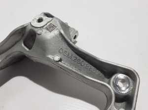 AUDI A6 C9 (2025–2026) A/C compressor bracket 06M260885AR - 2