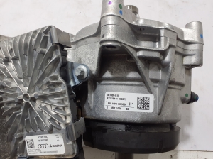 AUDI A6 C9 (2025–2026) Esisilla reduktor 0CX409431F - 4