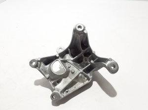 AUDI A6 C9 (2025–2026) Motorhalter 8B3199308A - 2