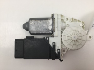 Volkswagen Bora (1998–2005) Front door window regulator motor 1C2959801A - 2