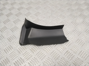   Rear corner light trim  - 7297407 