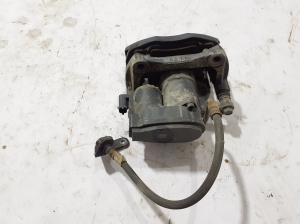 Tesla Model X X (2015–2026) Rear brake caliper 107854100B - 2
