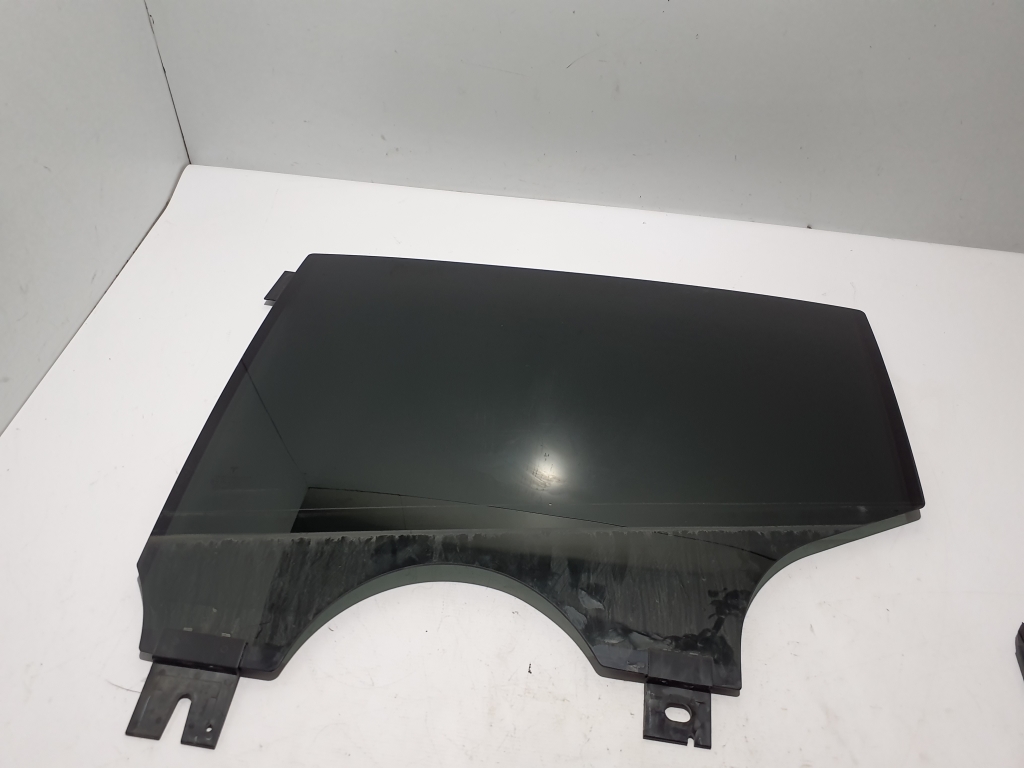 Tesla Model X X (2015–2026) Aizmugurējo sānu durvju stikls 105271700G Tesla Model X X (2015–2026) Aizmugurējo sānu durvju stikls 105271700G