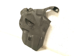 Mercedes Benz E-Class W212 (2009–2015) Timing belt cover A6420103467 - 3
